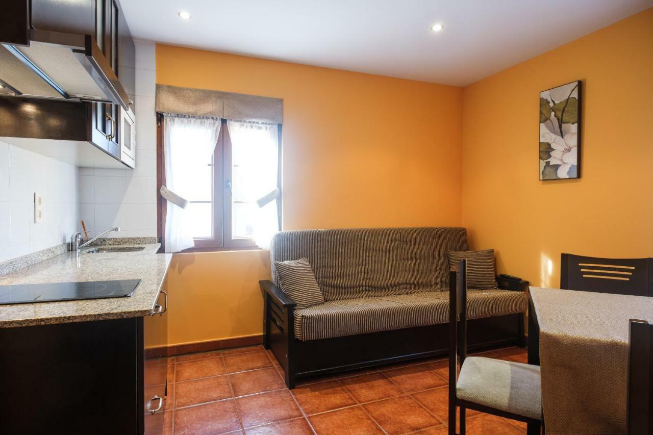 Apartamentos De Herminia Manzaneda  Exterior foto